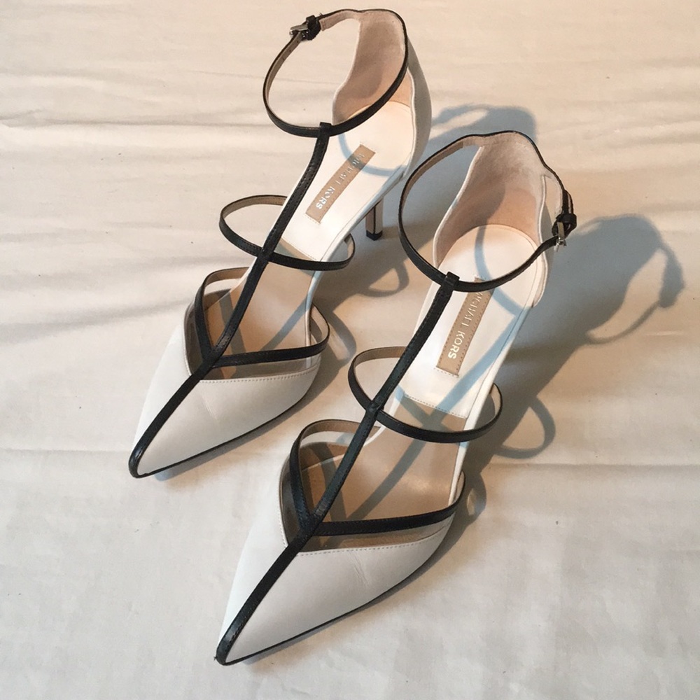 Michael Kors Dressy Bone & Black Heels